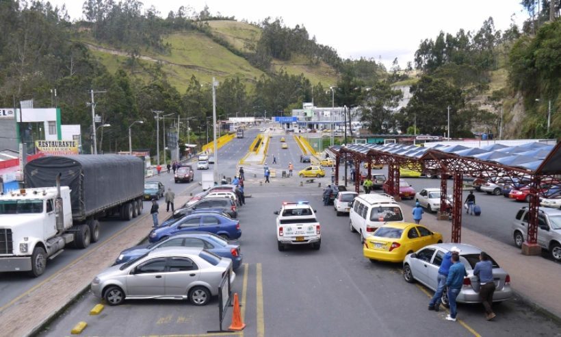 Imagen de la produccion COLOMBIA: LA NUEVA FRONTERA de Discovery en Espanol. Estreno 7 de junio @10PM E/P. (PRNewsFoto/Discovery en Espanol)