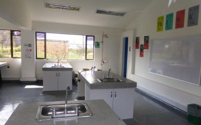 One of KSI Bogotá's science lab classrooms