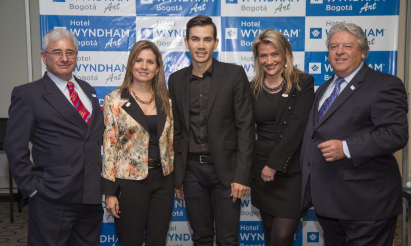 Pictured, from left to right: Guillermo Galvis, Manager of Hotel Wyndham Bogotá Art; Claudia Piña, Manager of Development for Colombia for Wyndham Hotel Group; Colombian professional golfer Camilo Villegas; Denise Walti, Manager of Hotel TRYP by Wyndham Bogotá Embajada; Luis Fernando Correa, Owner and hotel developer in Colombia
