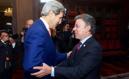 john kerry juan manuel santos colombia