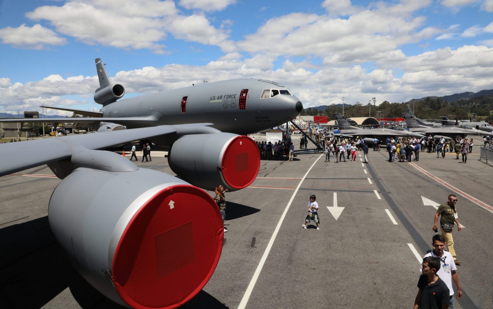 F-AIR Colombia 2017 airshow. (Credit: Loren Moss)