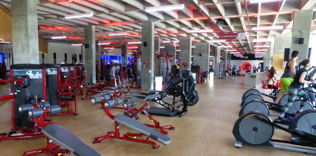 Action Fitness Alejandro Herrera Medellín colombia poblado gym