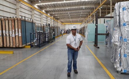 Tecnoglass window-making factory in Barranquilla, Colombia. (Photo credit: Liliana Padierna)