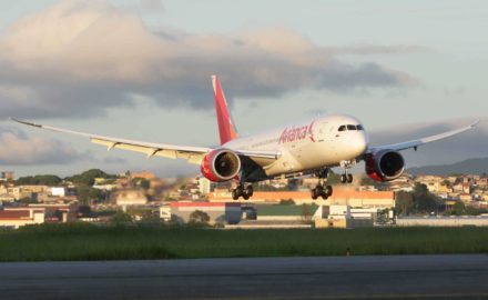 Avianca's Boeing 787 Plus taking off