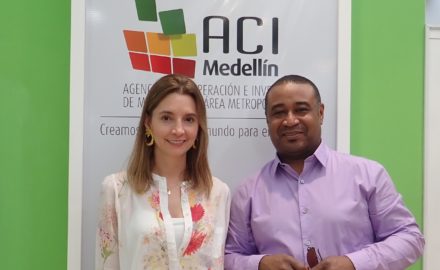ACI Medellín's Catalina Restrepo with Finance Colombia's Loren Moss