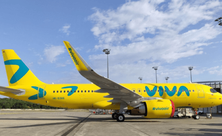 The latest aircraft delivered has the livery nickname “Efecto Viva” after the phenomenon the airline says occurs when competitors lower their prices significantly whenever Viva enters a new market.