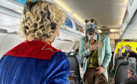 ● Onestage Producciones and el Teatro Pablo Tobón Uribe present the national premiere of'The Little Prince', a musical based on the French novel by Antoine de Saint-Exupery.