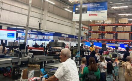 Pricesmart photo © Loren Moss