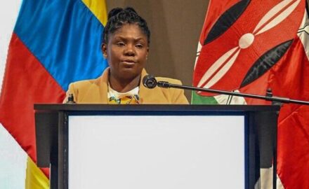 Colombian Vice President Francia Márquez speaks during the Kenyan delegation's trip to Colombia. (Credit MinCIT)