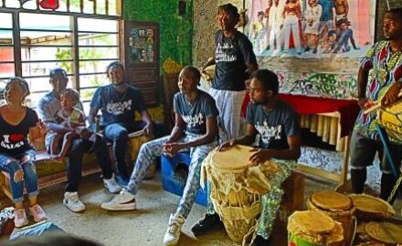 Kombilesa Mi (photo: Loren Moss)