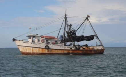 A shrimp boat plies the Pacific coast near Nuquí, Colombia (photo: Loren Moss)