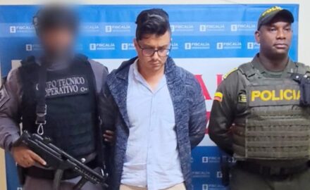 Hery Alexis Velasco was recorded shouting phrases such as, “You are black trash” (“sos un negro basura”) in the face of the transit officer. (photo: Fiscalia General)