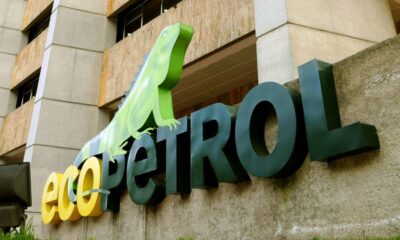 Above photo: «Ecopetrol» de Dvalencia – Own work, used under license CC BY-SA 3.0 vía Wikimedia Commons - https://commons.wikimedia.org/wiki/File:Ecopetrol.jpg#/media/File:Ecopetrol.jpg