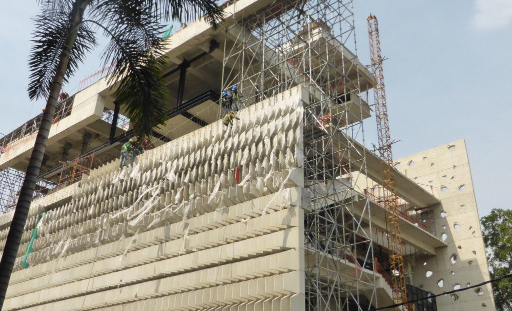 Centro Argos, under construction earlier this year.