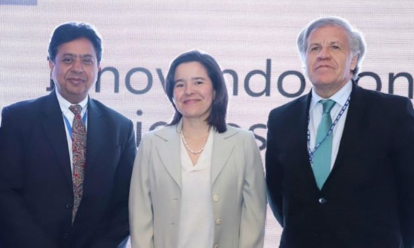 Left to right: Victor Muñoz, Sylvia Constain, Luis Almagro