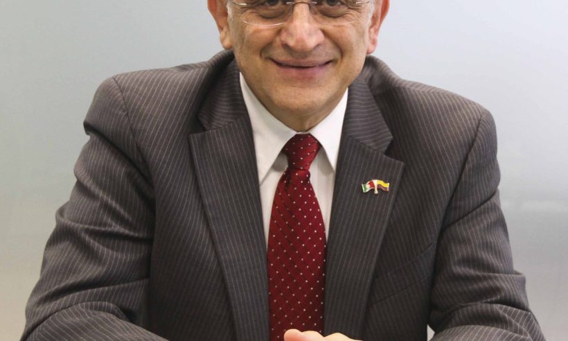 Germán Efromovich in 2012. (Photo credit: Cruks)