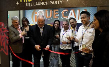 TaskUs Medellรญn Ribbon Cutting (photo: Loren Moss)