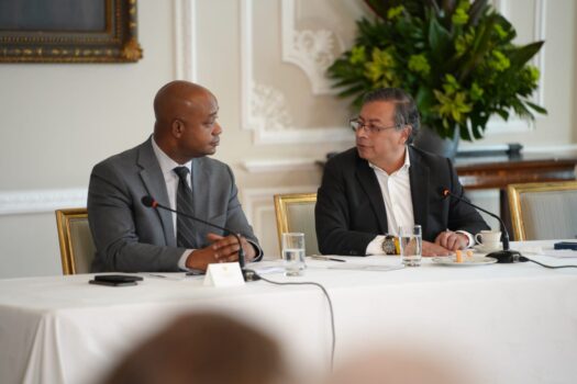 Chancellor Murillo discuss with the Colombian President Gustavo Petro
