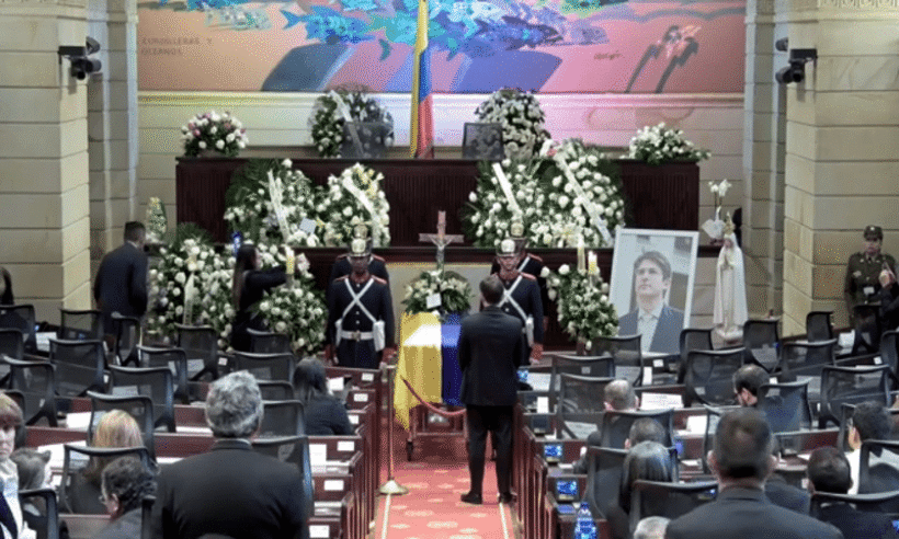 Miguel Uribe.