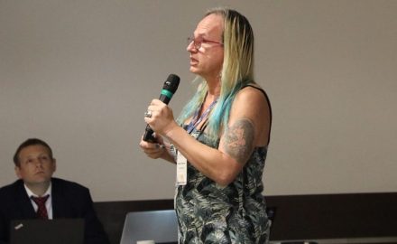 Brigitte Baptiste speaking at the Colombia Gold Summit (photo: Loren Moss)