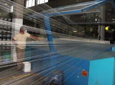 Photo: textile production (courtesy MinCIT)