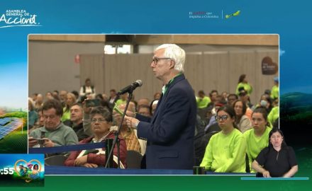 Former Senator Jorge Robledo admonishes the Ecopetrol board of directors at the March 2026 shareholders' meeting.