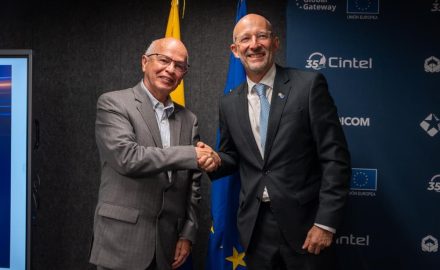CINTEL's Manuel Martinez (left)0 with the EU's François Roudié.