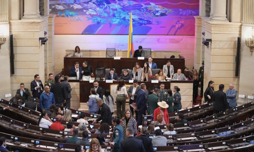 Members of Colombia’s House of Representatives attend a legislative session in Bogotá. Photo courtesy of the House of Representatives of Colombia.