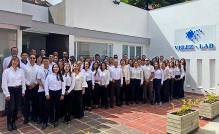 Velez Lab S.A.S. is a leading Colombian provider of laboratory technologies, medical devices, and in vitro diagnostic solutions serving clinical laboratories, hospitals, healthcare institutions, and research organizations throughout Colombia.