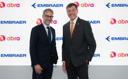 Adrian Neuhauser (l) of Abra Group and Arjan Meijer of Embraer.