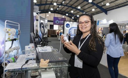 Previous edition of the OdontoTech exhibition. (Photo : Feria Odonto Tech)