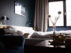 According to a first-quarter report released by DANE, hotel occupancy has fallen as tourism revenue slows its growth. Photo by Manuela Jaeger from Pixabay.