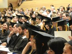 The new accreditation received by the Faculty of Economic and Administrative Sciences ensures that its graduates will be able to receive a world-class business education within its walls. Credit: Marcela_Net via Pixabay.