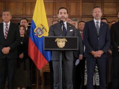 Colombian President Abelardo de la Espriella, center at the podium, stands with members of his Cabinet following an extraordinary security council meeting in Barranquilla on August 23, 2026. Photo courtesy of the Presidency of Colombia.