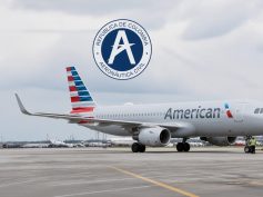 American Airlines plane with the Aeronautica Civil logo.