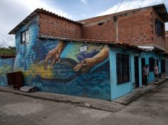 A mural showing artisanal mining in Supía Colombia, where Collective Mining has participated funding of municipal improvement projects.