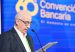 Leonardo Villar reads remarks at a lectern in front of a 60th Convención Bancaria backdrop in Cartagena.